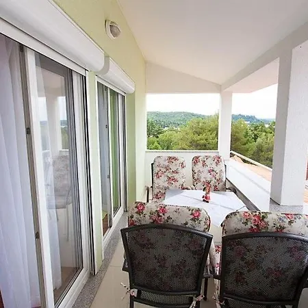 Seaview 3623-1 * Omisalj