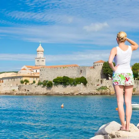 Seaview 3623-1 アパート